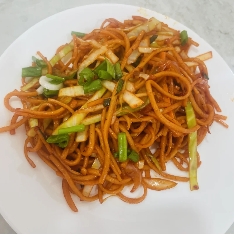Veg Schezwan noodles